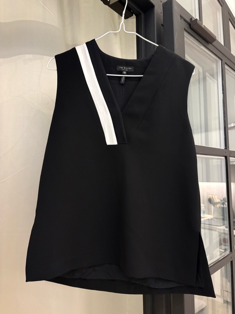 Rag & Bone Black Sleeveless V-Neck Top with contrast detailing